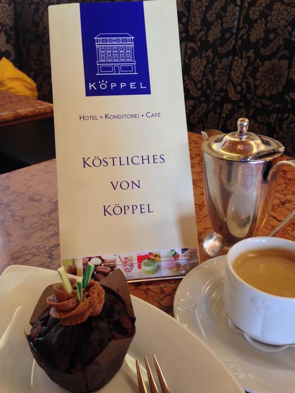 Hotel Cafe Konditorei Koeppel บิงเงนอัมไรน์ ภายนอก รูปภาพ